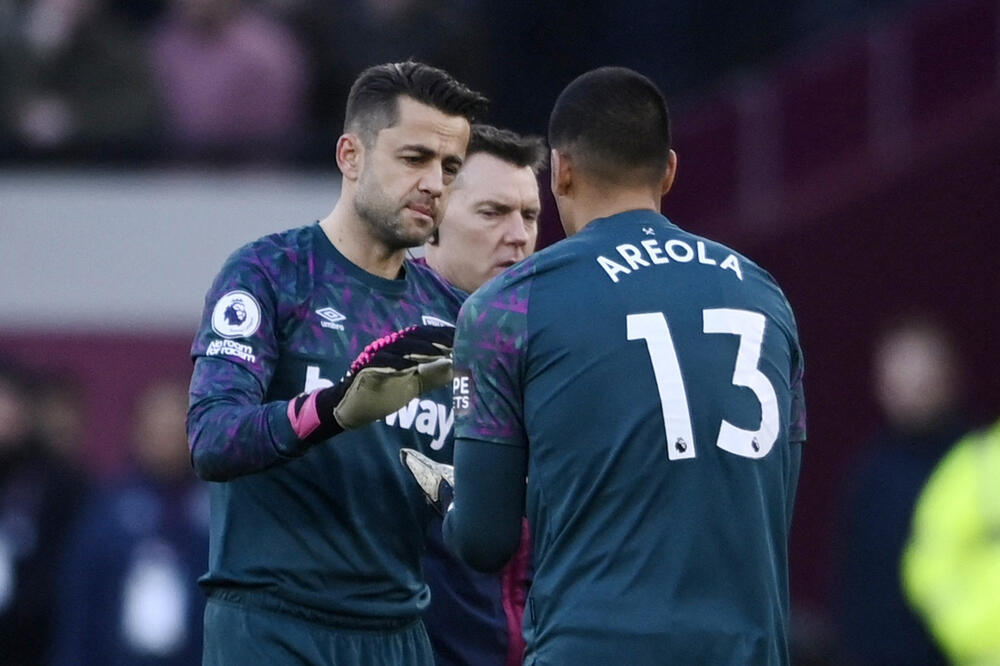 Foto: Reuters/Tony Obrien