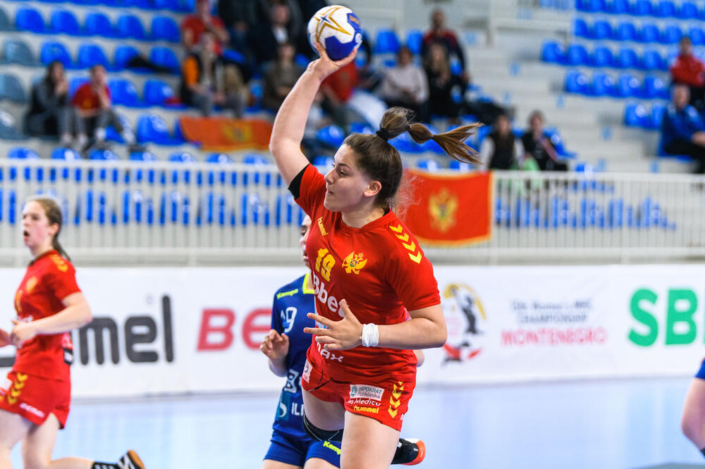 Mina Petrović na meču sa Kosovom prošle godine u Podgorici, Foto: mhconf.org