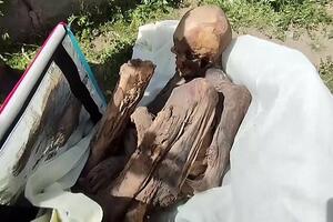 Peru: Mumija pronađena u torbi dostavljača, držao je kao "djevojku"
