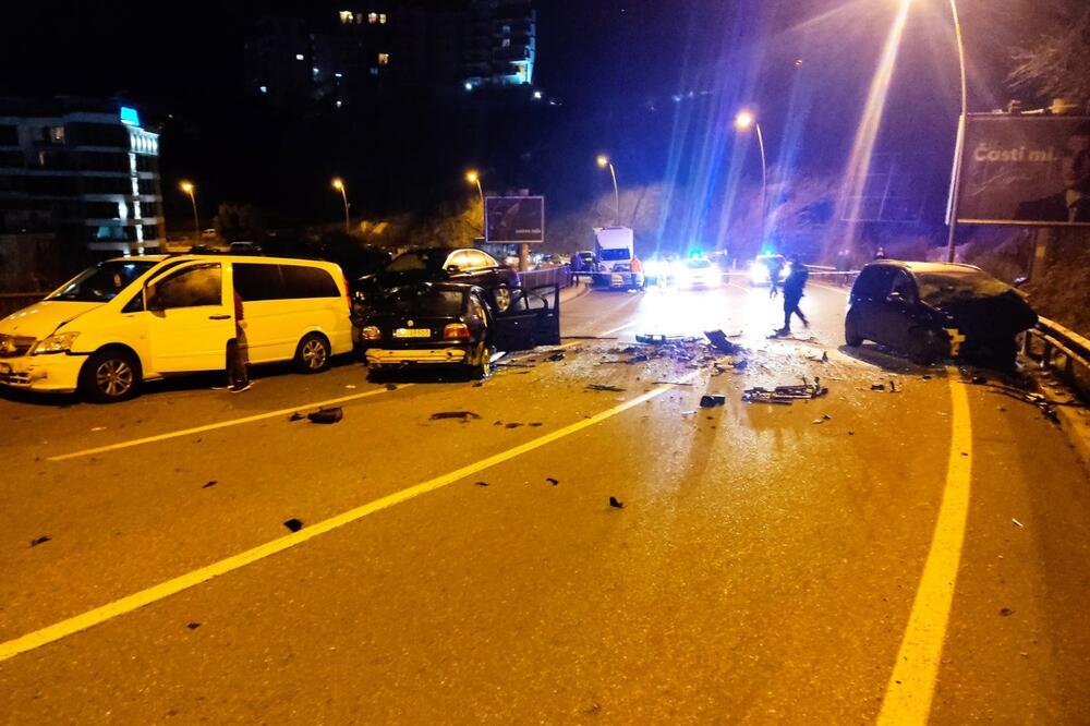 Sa lica mjesta, Foto: Privatna arhiva