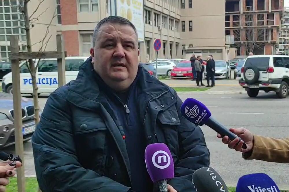 Policajac Srđan Korać, Foto: Mirko Kotlaš