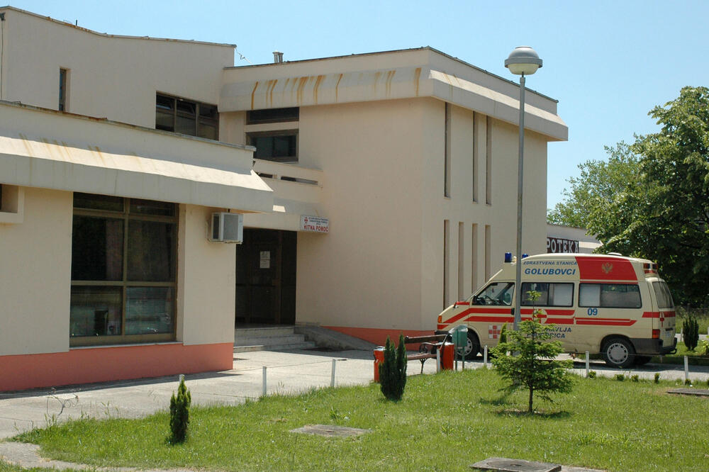 Iz Doma zdravlja ne odgovaraju da li izabrani ljekari imaju pravo da traže negativan test od pacijenata, Foto: Luka Zekovic