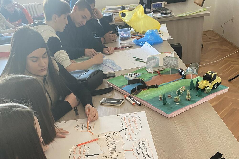 Učenici JU Srednja ekonomsko-ugostiteljska škola, Foto: Fondacija Čini dobro