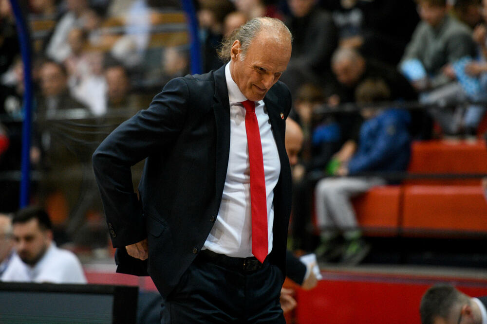 Duško Ivanović, trener Crvene zvezde, Foto: Cibona/Marin Susic
