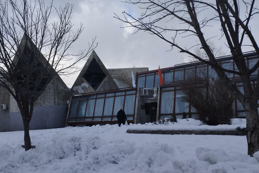 Evidentiraće se vrijeme dolaska i odlaska s posla, ali i svako napuštanje zgrade, Foto: Dragana Šćepanović