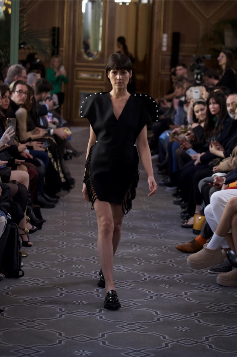 Model iz kolekcije “AKKA”