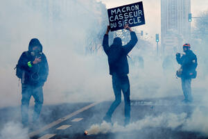 Glavni sindikat u Francuskoj: Na protestu u Parizu 700.000 ljudi