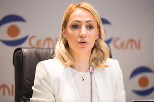 Nenezić: Key political players decided to base campaigns on...