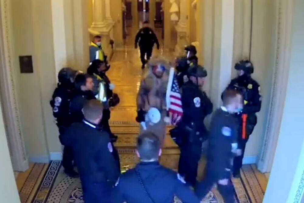 Foto: Twitter/Screenshot/Greg Price