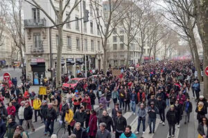 Desetine hiljada građana protestovalo širom Francuske zbog reforme...