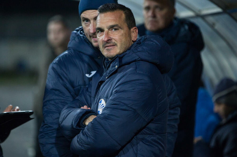 Nenad Brnović na utakmici sa Dečićem, Foto: FSCG