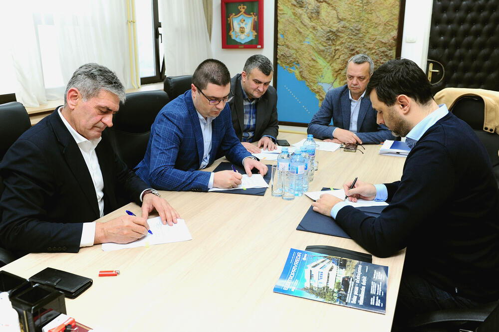 Sa sastanka, Foto: EPCG