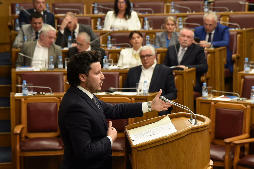 Održavanje premijerskog sata obaveza predviđena Poslovnikom Skupštine: sa ranije sjednice, Foto: Luka Zekovic