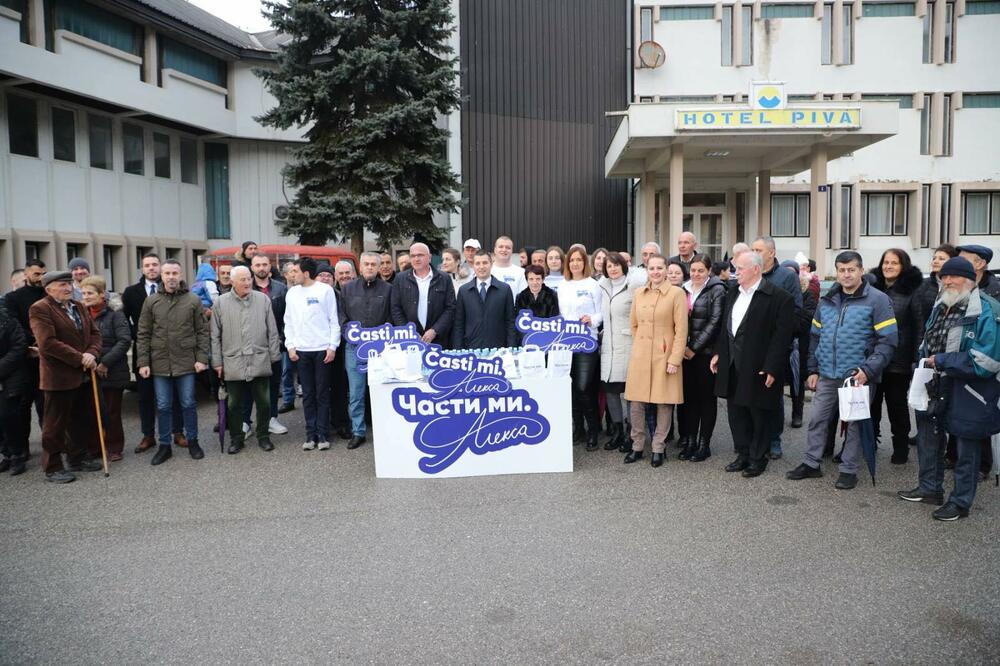 Bečić tokom posjete Plužinama, Foto: Demokratska Crna Gora