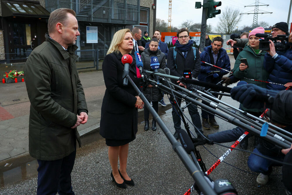 Ministarka unutrašnjih poslova Nensi feser najavila je novi zakon o posjedovanju oružja