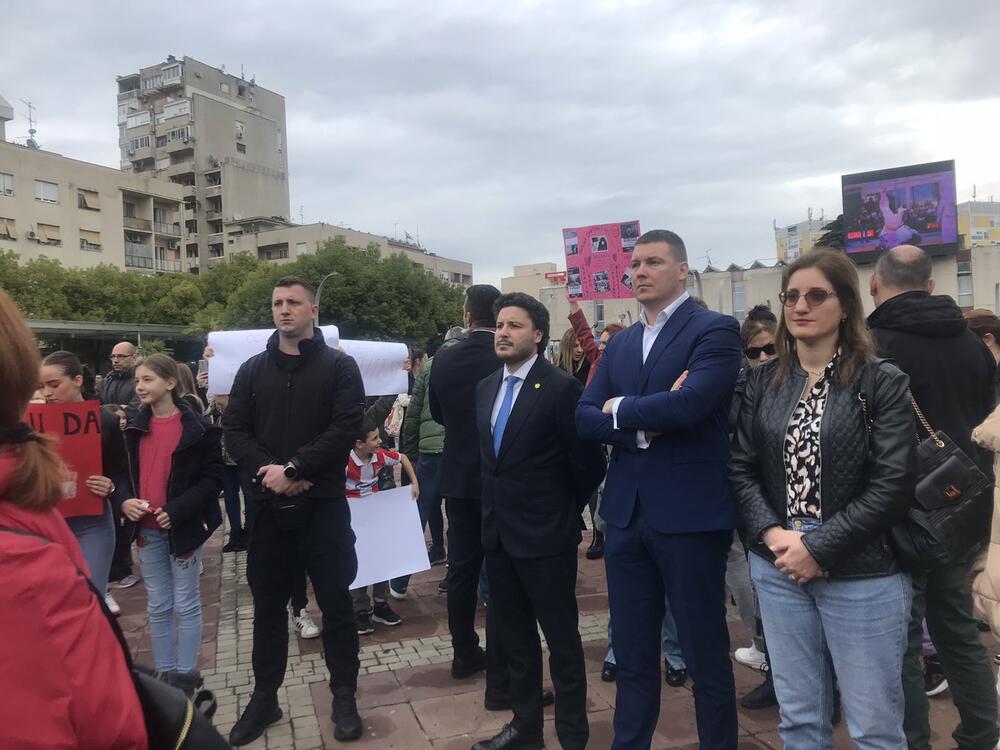 protest Udruženje Roditelji