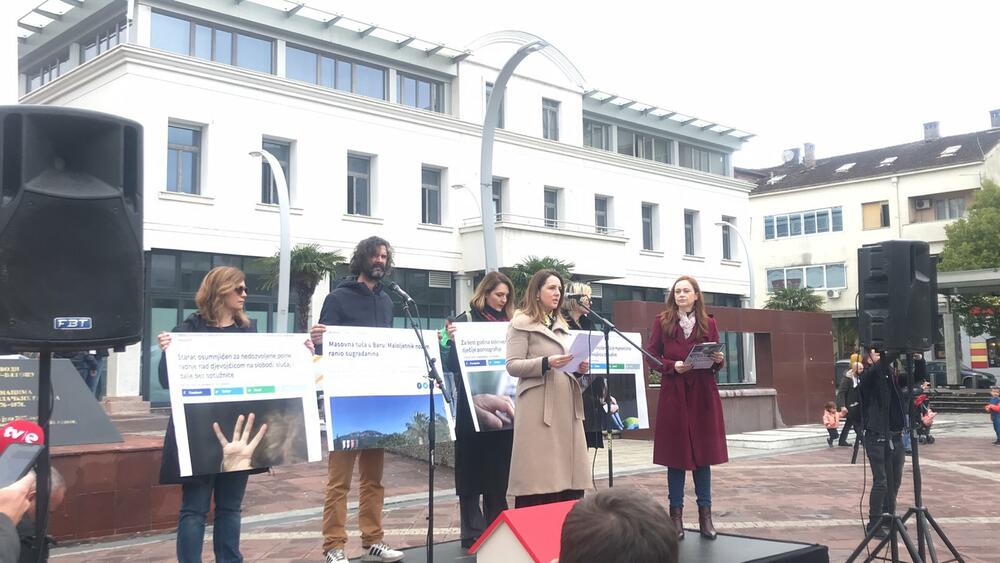 protest Udruženje Roditelji