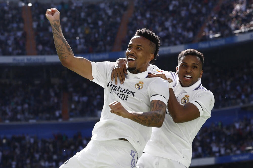 Eder Militao slavi gol sa zemljakom Rodrigom, Foto: REUTERS