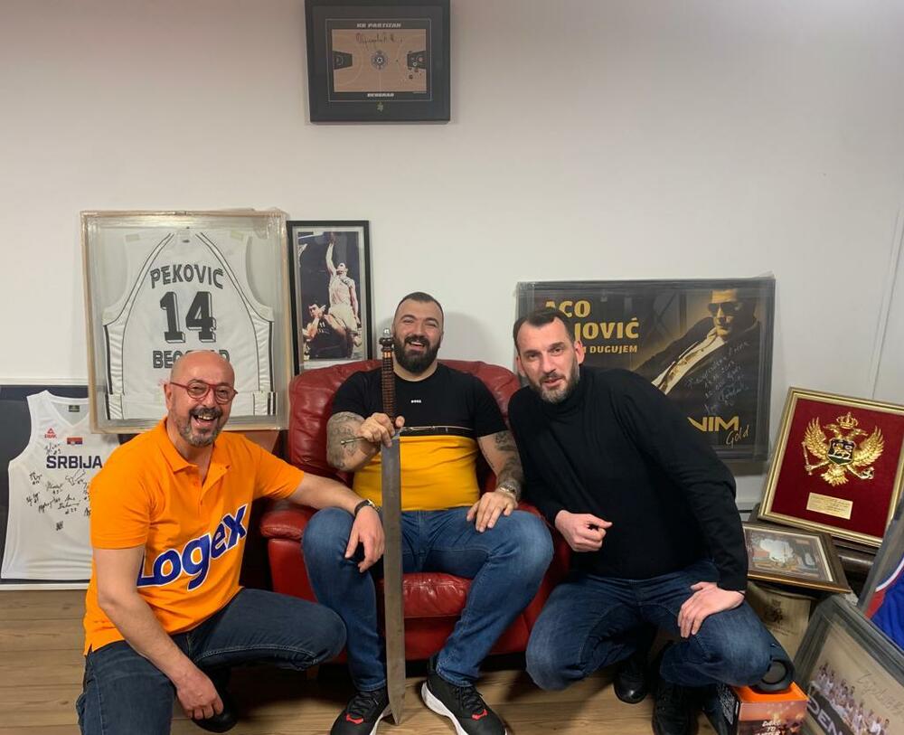 Peković i Radović sa Mrvaljevićem u njegovoj kancelariji u Beogradu