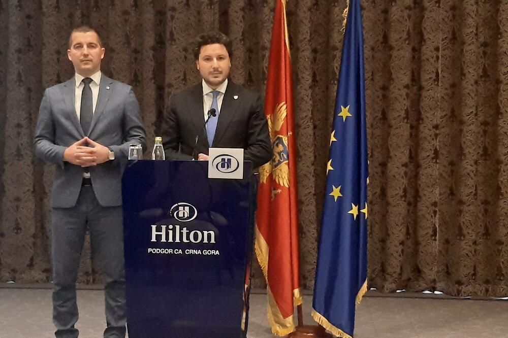 Bilo je teških političkih riječi i nesporazuma na koje ni jedna ni druga strana ne može biti ponosna: Bečić i Abazović, Foto: Biljana Matijasevic