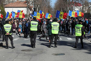 Policija u Moldaviji tvrdi da je osujetila izazivanje nemira od...