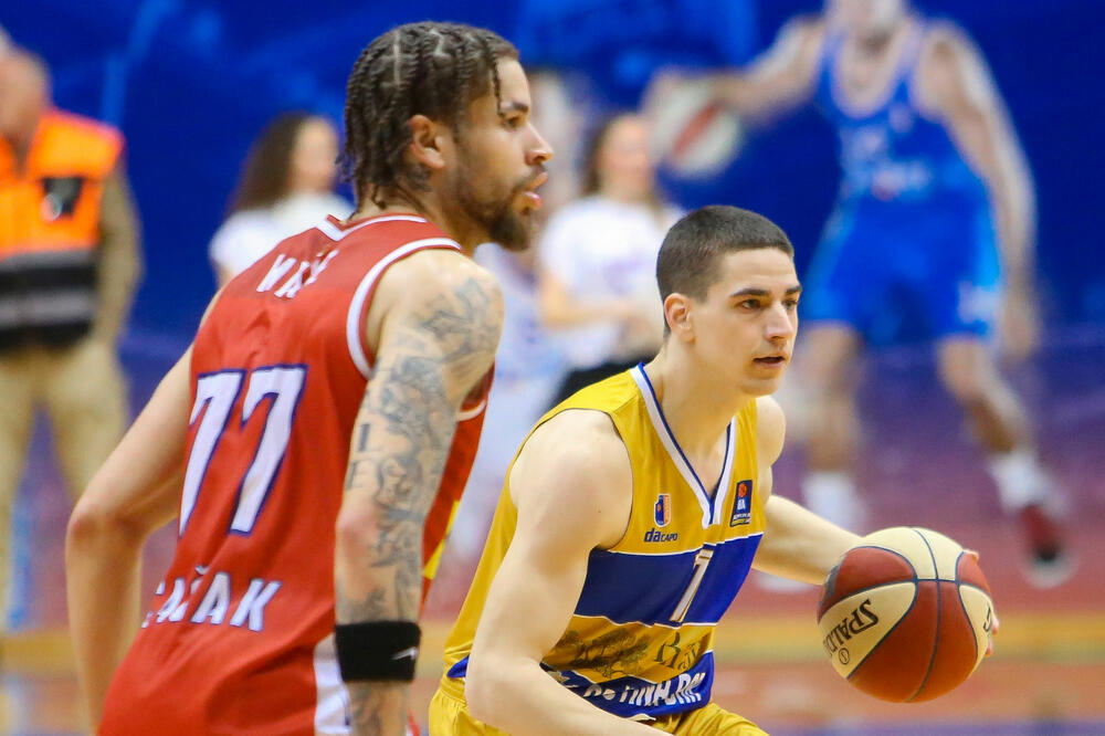 Foto: KK Mornar/Media Pro