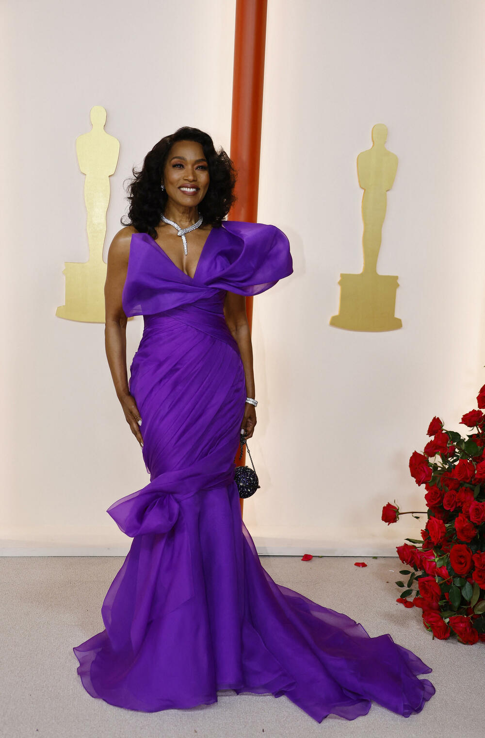 <p>Crveni tepih Oskara datira iz 1961. godine, kada je održana 33. dodjela Oskara u Santa Moniki. Večeras je promijenio boju</p>