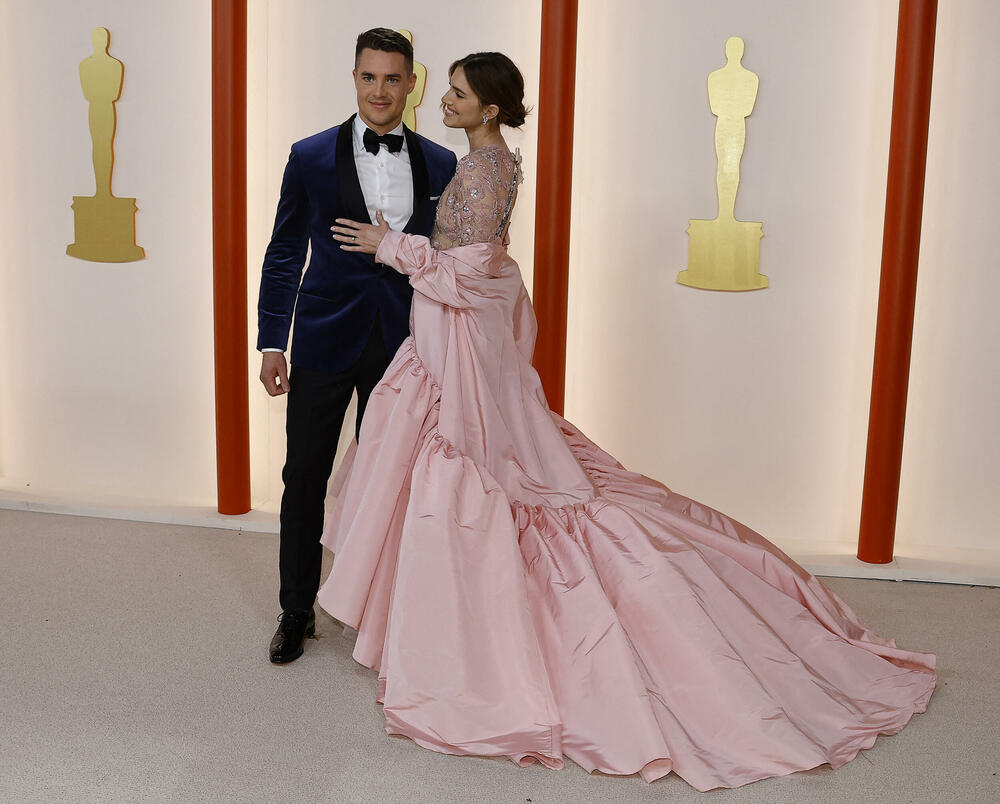 <p>Crveni tepih Oskara datira iz 1961. godine, kada je održana 33. dodjela Oskara u Santa Moniki. Večeras je promijenio boju</p>