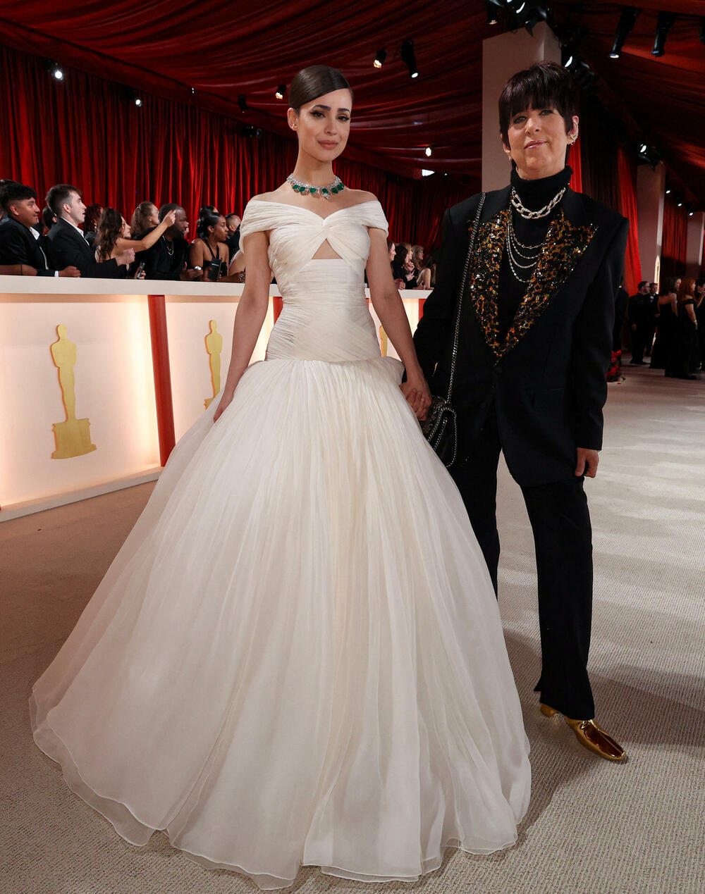 <p>Crveni tepih Oskara datira iz 1961. godine, kada je održana 33. dodjela Oskara u Santa Moniki. Večeras je promijenio boju</p>