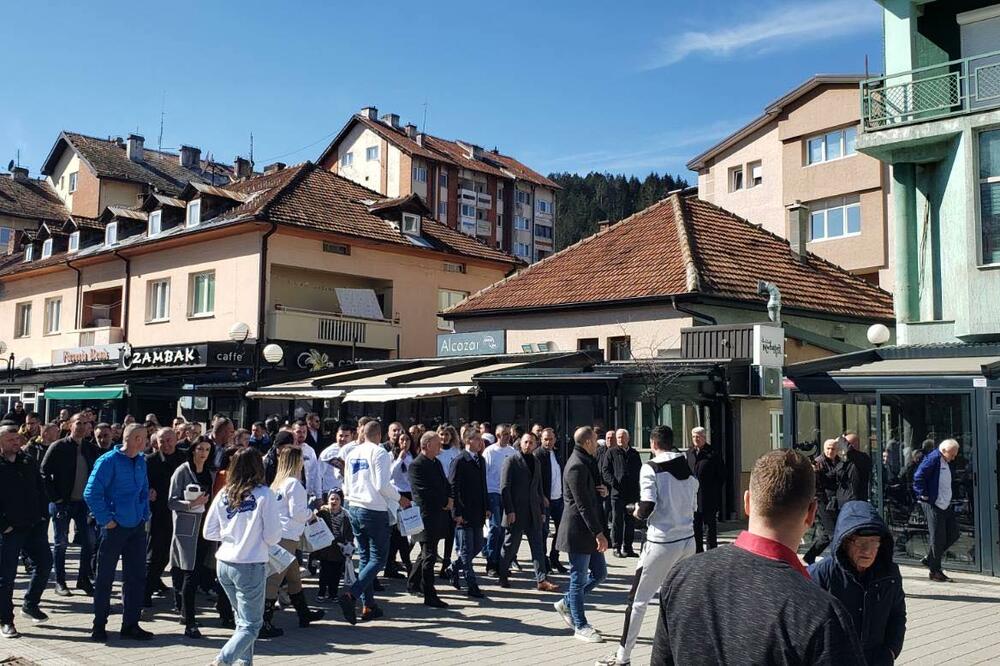 detalj sa skupa u Rožajama, Foto: Demokratska Crna Gora