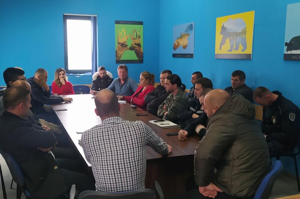 Sa sastanka u Upravnoj zgradi Nacionalnog parka Skadarsko jezero, Foto: Nacionalni parkovi Crne Gore