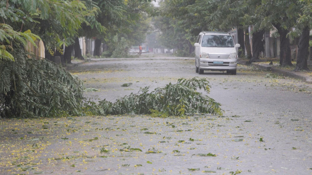 <p>U Malaviju su neki ljudi stradali u svojim domovima, uništenim tokom olujnog vjetra i jake kiše. Ciklon Fredi uočen je prvi put početkom februara u blizini Australije i na dobrom je putu da postane najduži do sada registrovani tropski ciklon</p>