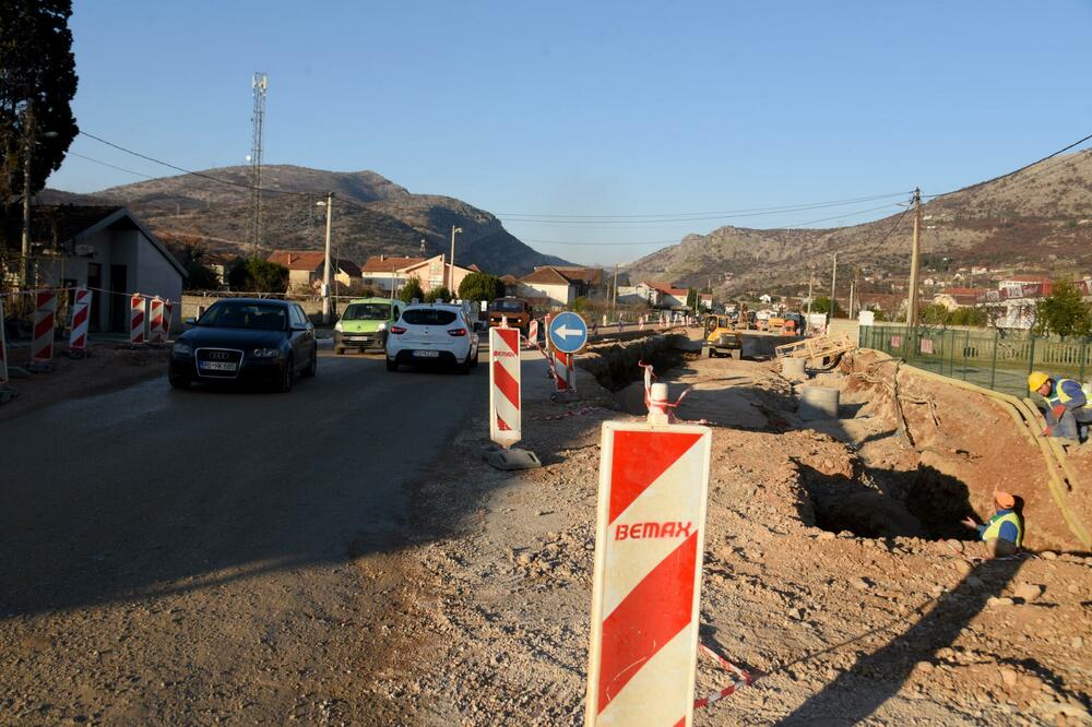 Radovi na Zlatici, Foto: BORIS PEJOVIC