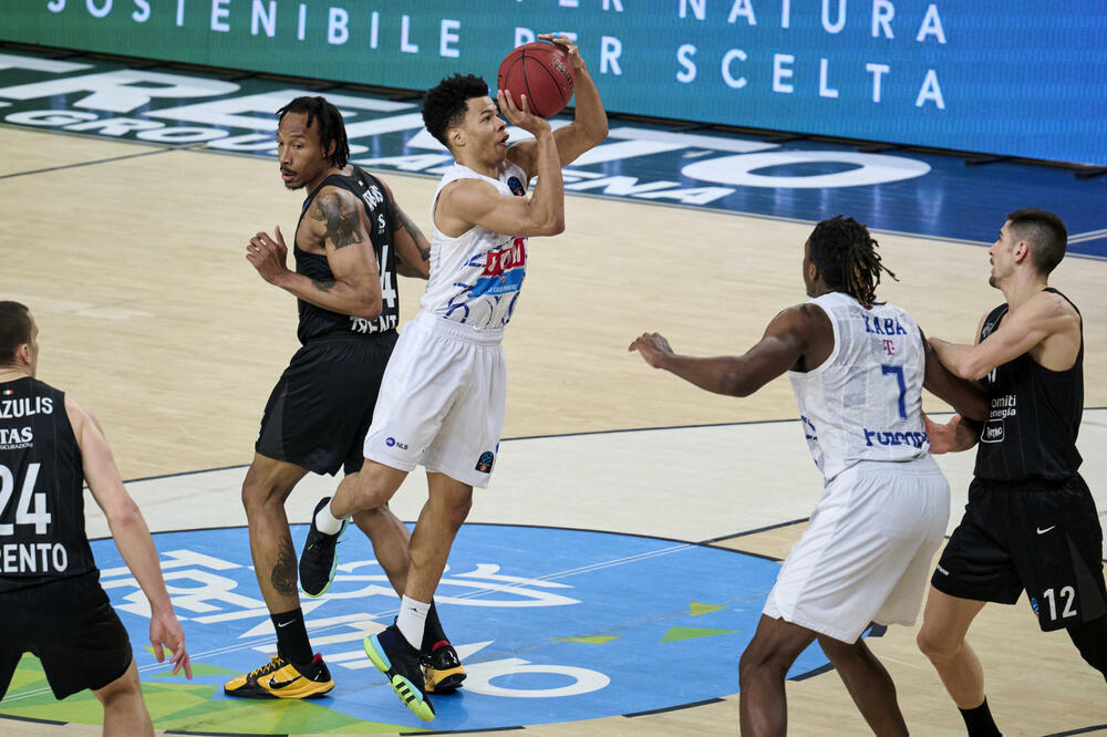 Tre Bel-Hejns očekuje pobjedu i prolazak, Foto: Aquila Basket Trento