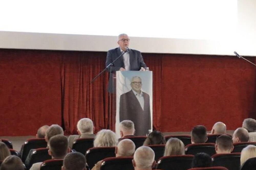 Mandić u Kotoru, Foto: Medijski tim predsjedničkog kandidata Andrije Mandića