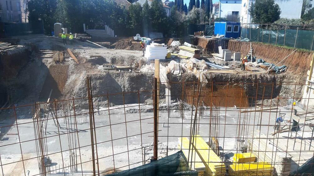 <p>Stanari traže hitno ukidanje saglasnosti resora ekologije, prostornog planiranja i urbanizma</p>