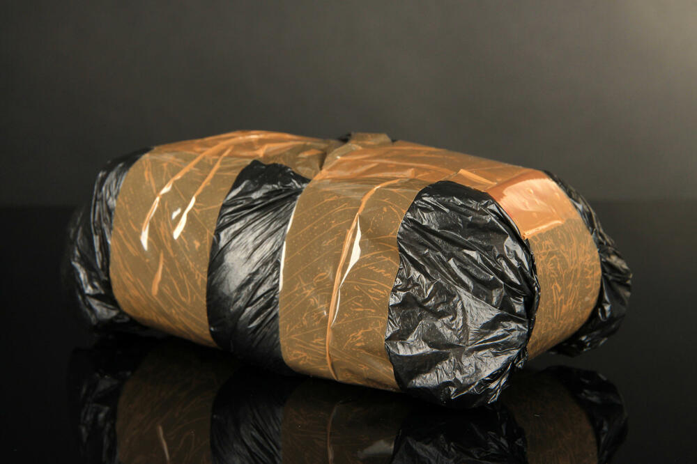 Tvrde da su prošvercovali kokain vrijedan više od 100 miliona eura (ilustracija), Foto: Shutterstock