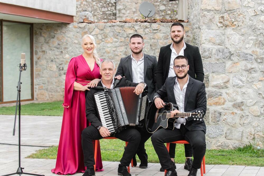 Ekipa koja je radila na projektu "Podgorički etno triptih", Foto: Vladimir Popović