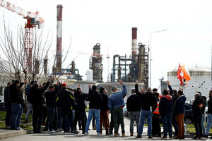 Blokirane isporuke nafte u najvećoj francuskoj rafineriji