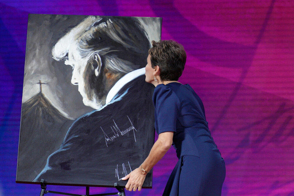 Keri Lejk ljubi Trampov portret, Foto: Reuters