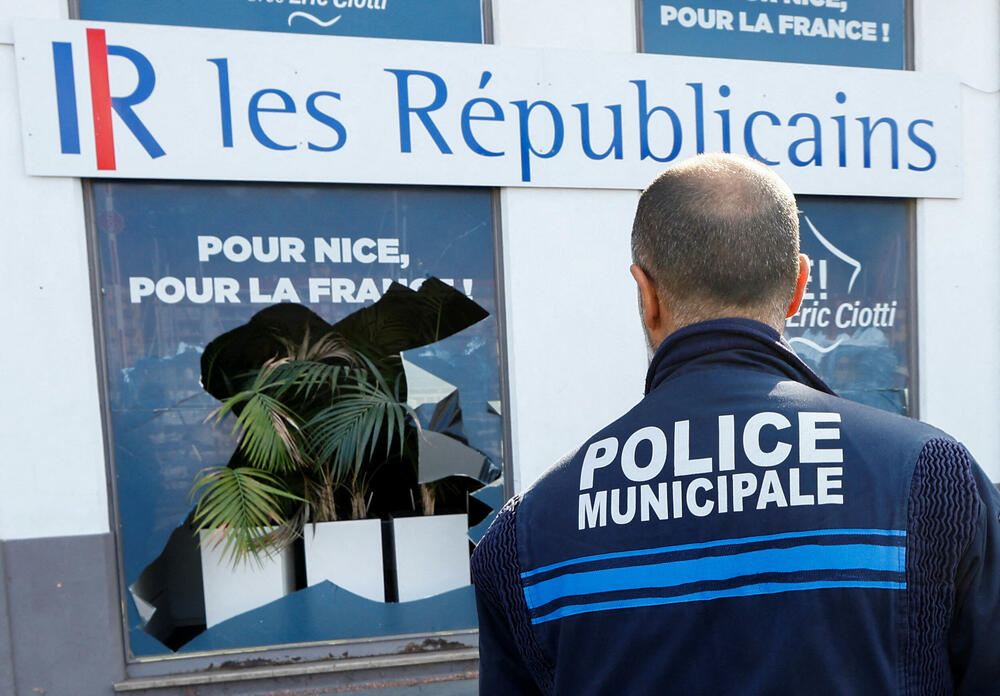 Demolirana kancelariju predsjednika Republikanske stranke