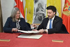 Abazović i Medoks potpisali Memorandum iz oblasti sajber...