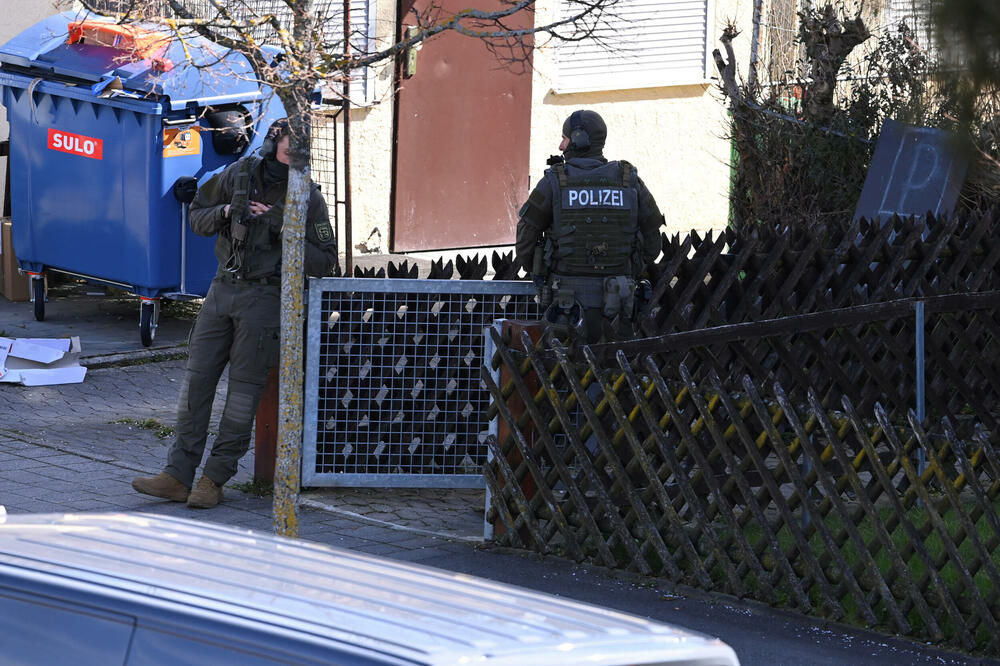 Racija 22. marta u kojoj je pucano na policajce u Rojtlingenu u Baden-Virtembergu, Foto: Reuters