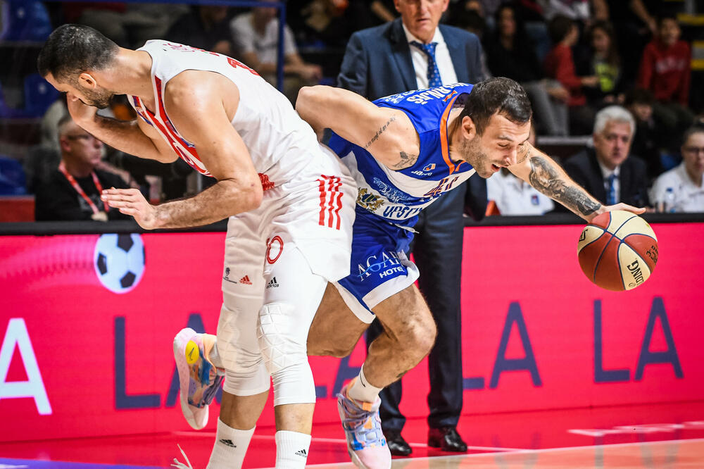 Barani su pomjeranjem dovedeni u neugodan raspored, Foto: abaliga/dragana stjepanović