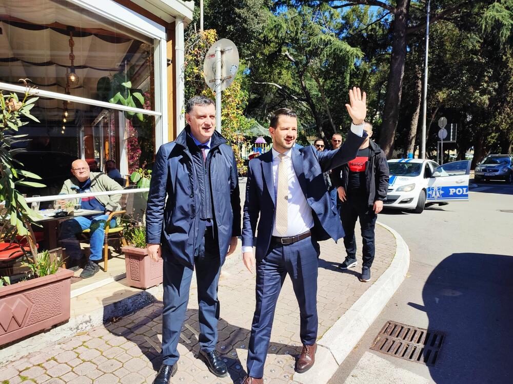 Komnenović i Milatović