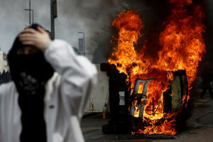Francuska: Nastavljeni protesti protiv penzione reforme, sukobi,...