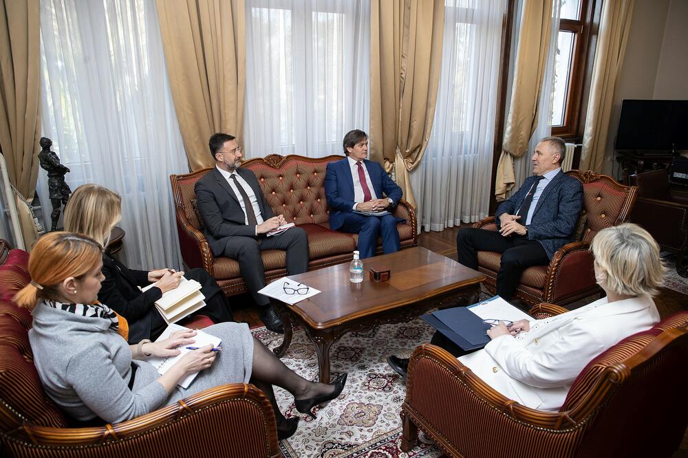 Sa sastanka, Foto: CBCG