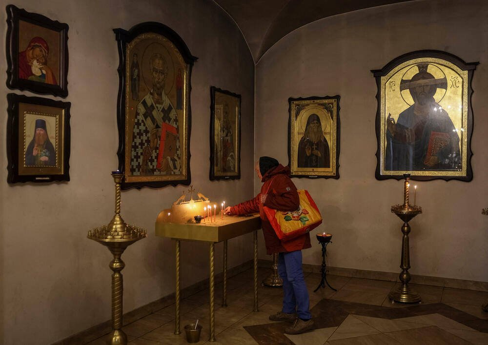 <p>Valentinu Sen su Rusi ubili u dvorištu njene kuće. Šest dana je tamo ležalo mrtvo tijelo te 69-godišnje penzionerke dok 31. marta prošle godine kijevsko predgrađe Buču nije oslobodila ukrajinska vojska</p>