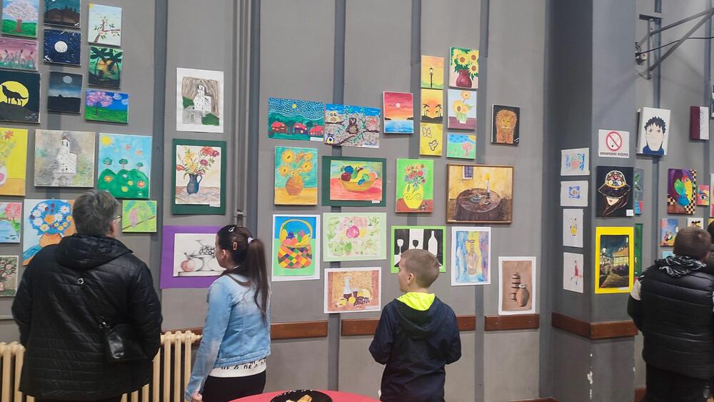 <p>Izložba učenika Osnovne Škole "Dušan Bojović" iz Župe nikšićke</p>