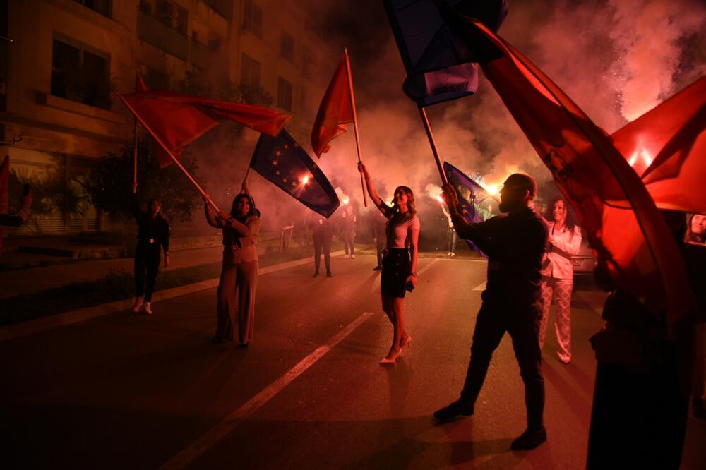 Pristalice Milatovića u Podgorici, Foto: Boris Pejović